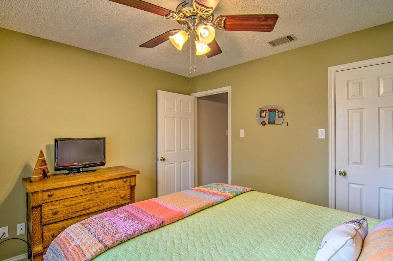 Lubbock Home With Deck And Yard - 8 Miles To Ttu! Zewnętrze zdjęcie